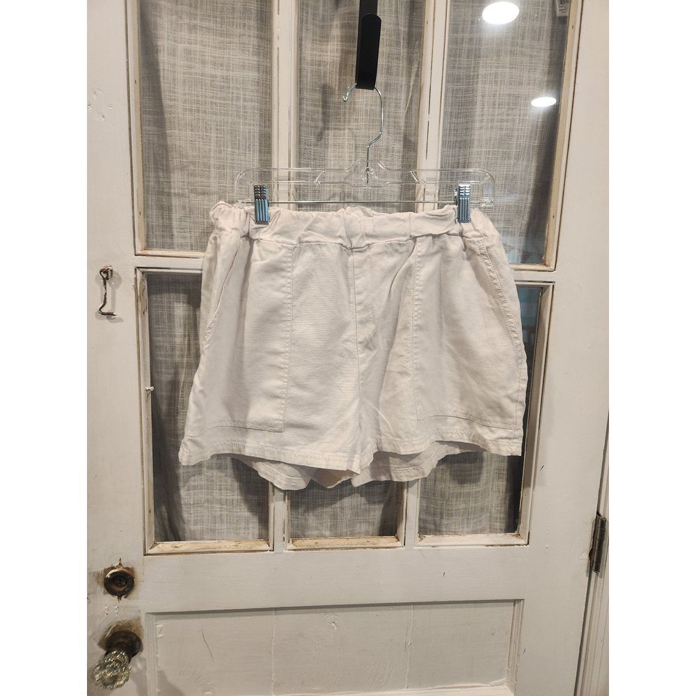 Simply Blessed White Pull On Women's‎ Shorts Size XL